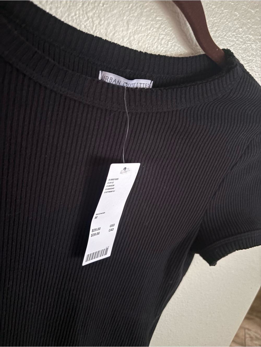 NWT Urban Outfitters Women's Black Ribbed Short Sleeve Knit Top Medium M